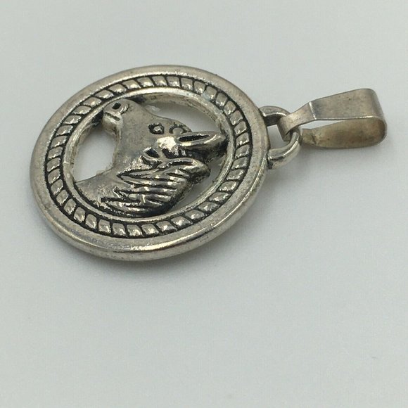 Round Silver Tone HORSE CHARM for Bracelet or Necklace Chain - Picture 3 of 4